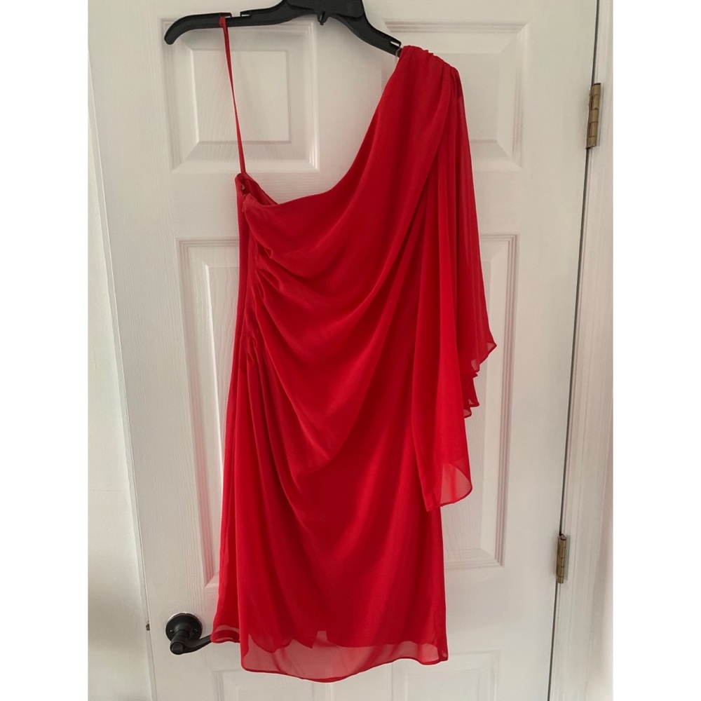 Jones New York one shoulder red dress